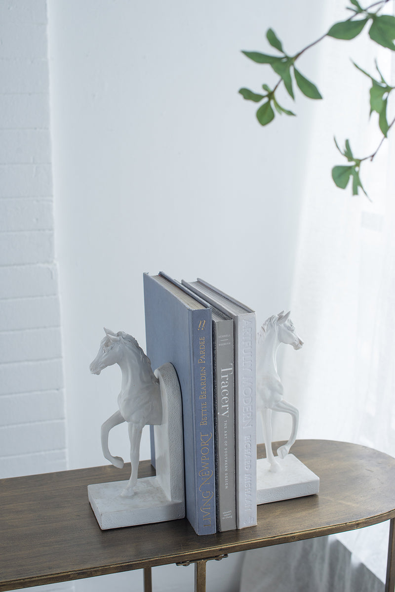 Horse Bookends in White-Dovetailed &amp; Doublestitched