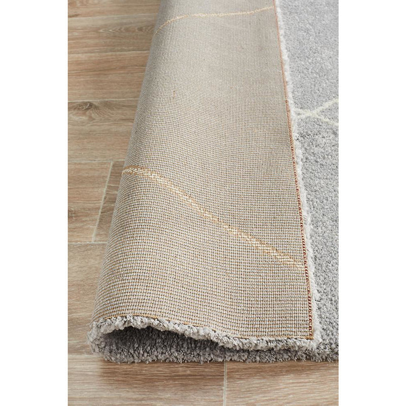 Rug Culture Broadway 931 Silver 2.3x1.6-Dovetailed &amp; Doublestitched