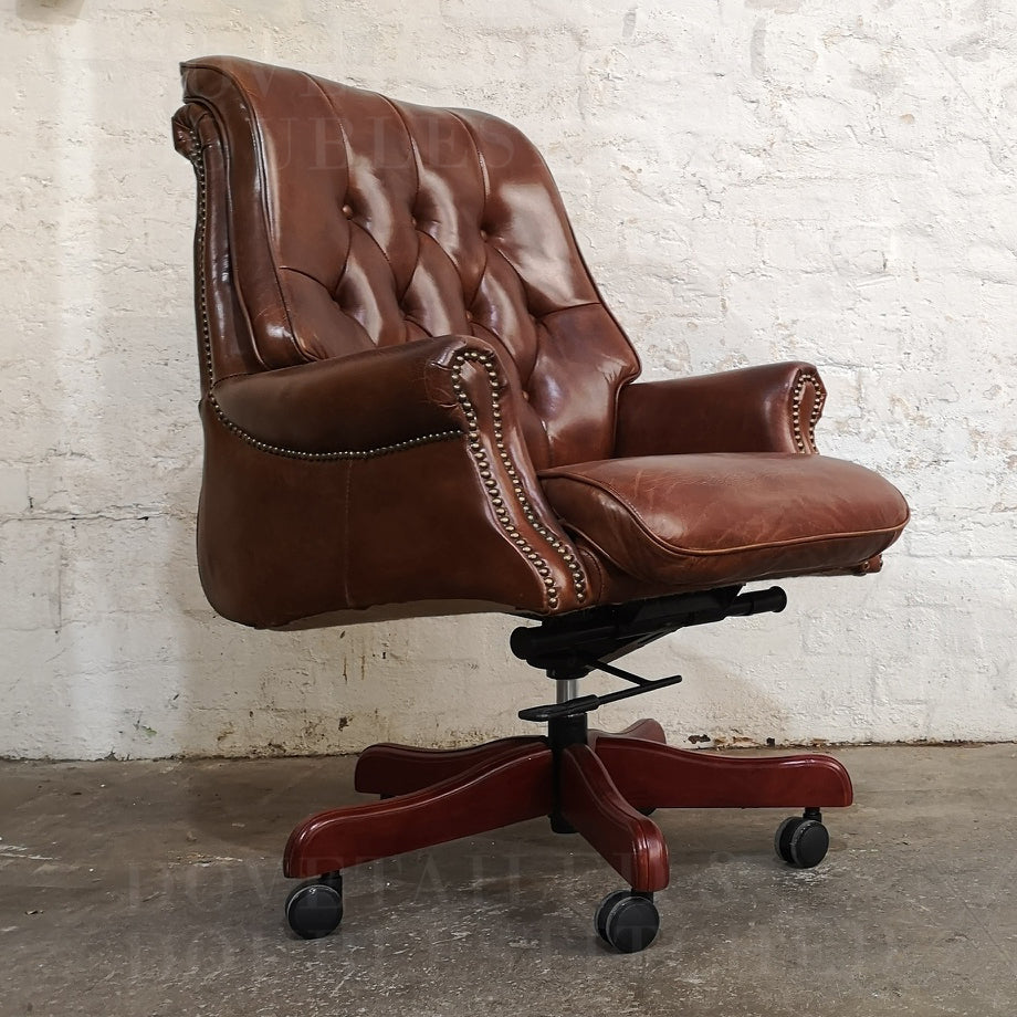 Chesterfield style office sale chair